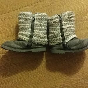 Baby girl boots Size 5